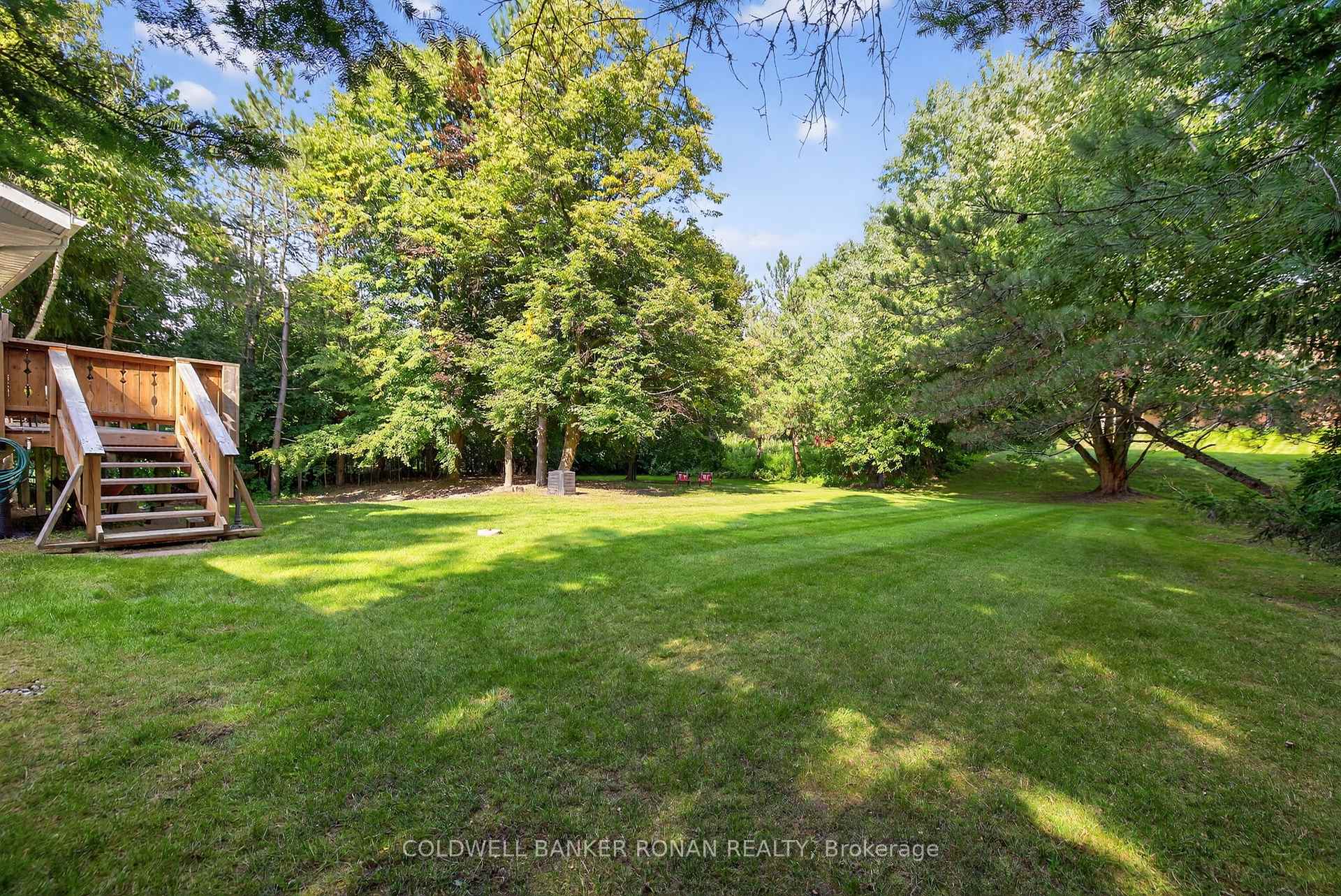 Photo 40 of 116 Armstrong Crescent, King, Pottageville — HOMEH
