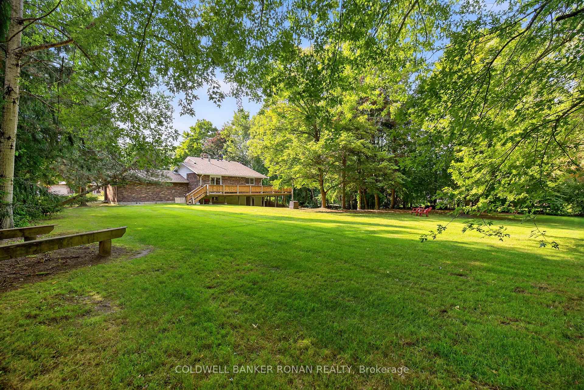Photo 41 of 116 Armstrong Crescent, King, Pottageville — HOMEH