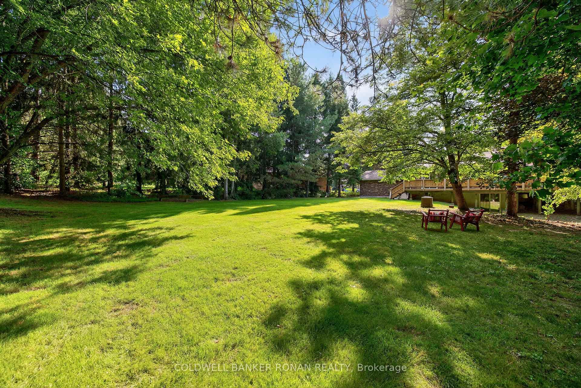 Photo 43 of 116 Armstrong Crescent, King, Pottageville — HOMEH
