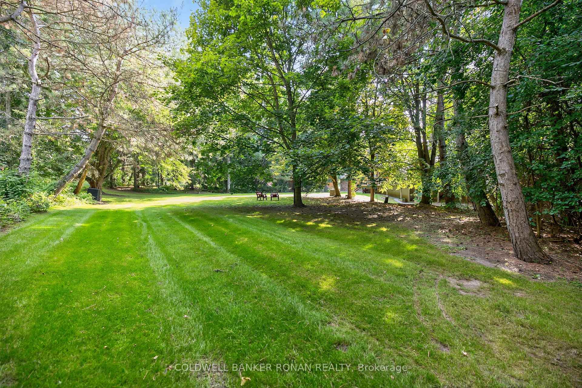 Photo 44 of 116 Armstrong Crescent, King, Pottageville — HOMEH