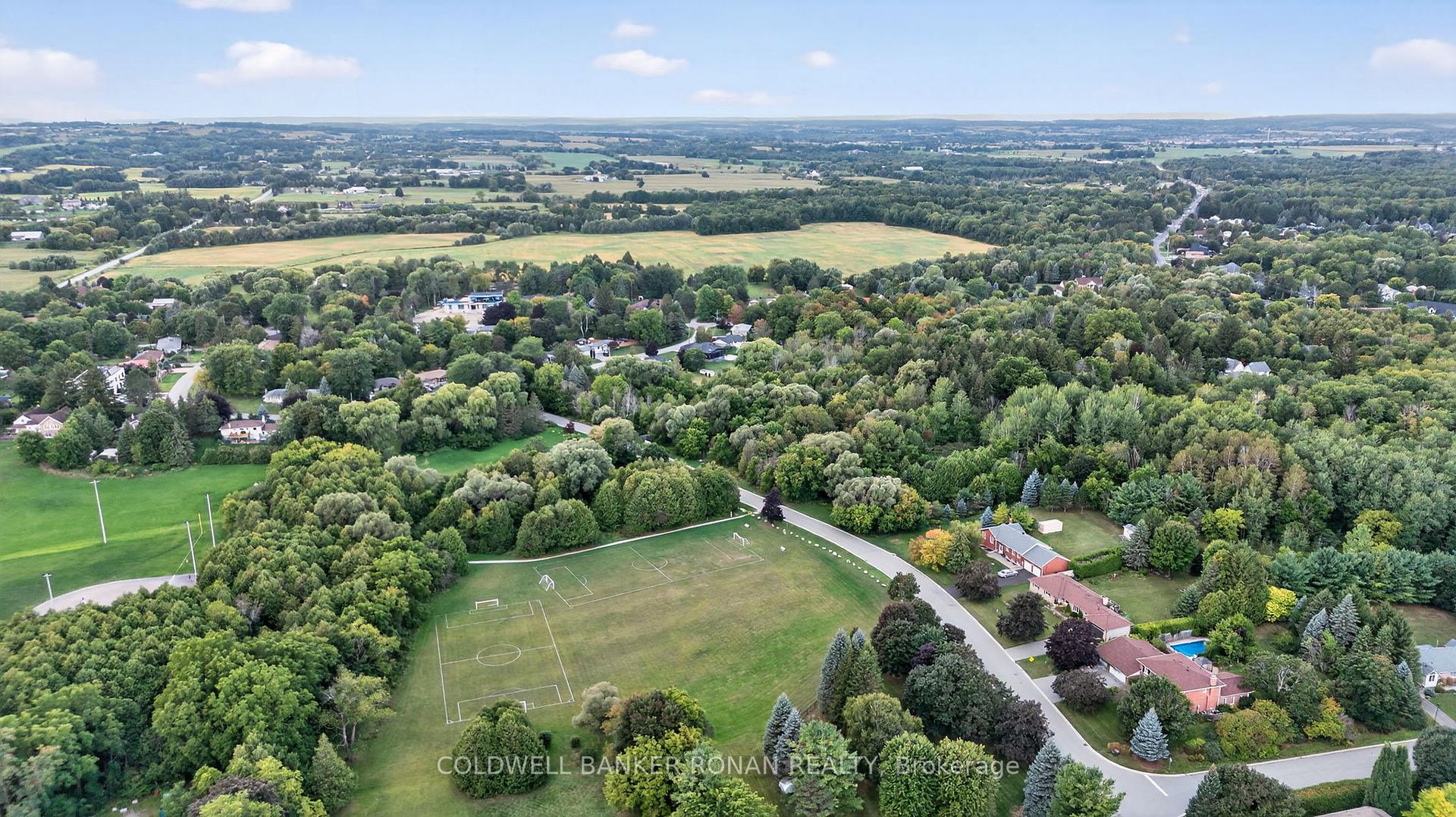 Photo 50 of 116 Armstrong Crescent, King, Pottageville — HOMEH