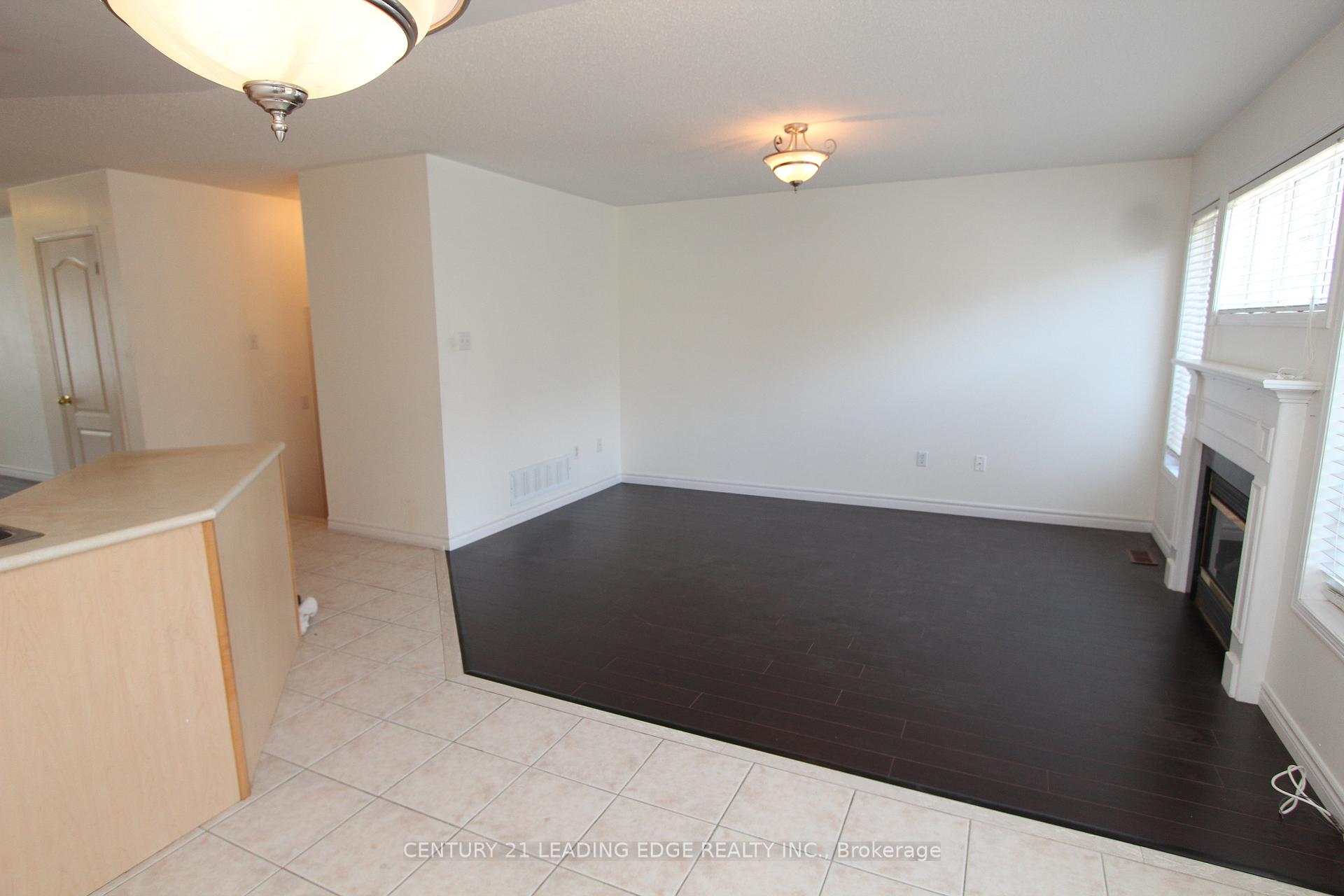 Photo 7 of 308 Castlemore Avenue, Markham, Berczy — HOMEH