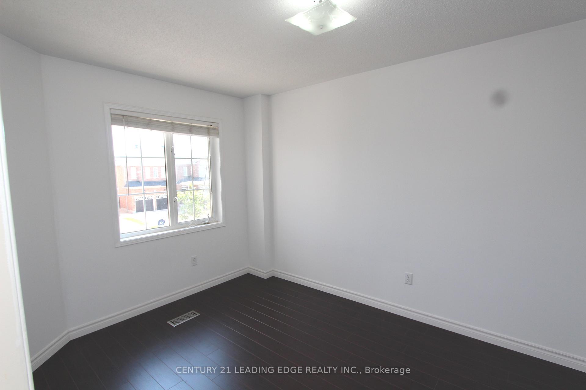 Photo 13 of 308 Castlemore Avenue, Markham, Berczy — HOMEH