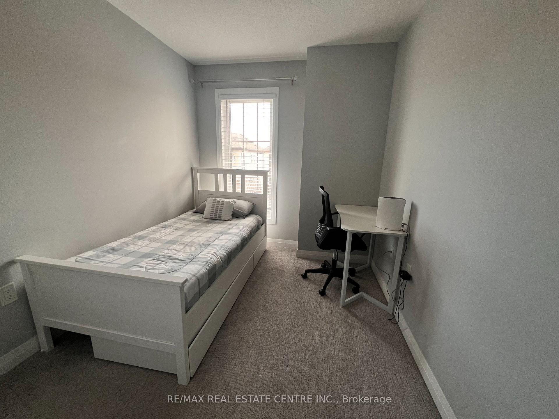 Photo 7 of 60 Aquarius Crescent, Hamilton, Rural Glanbrook — HOMEH