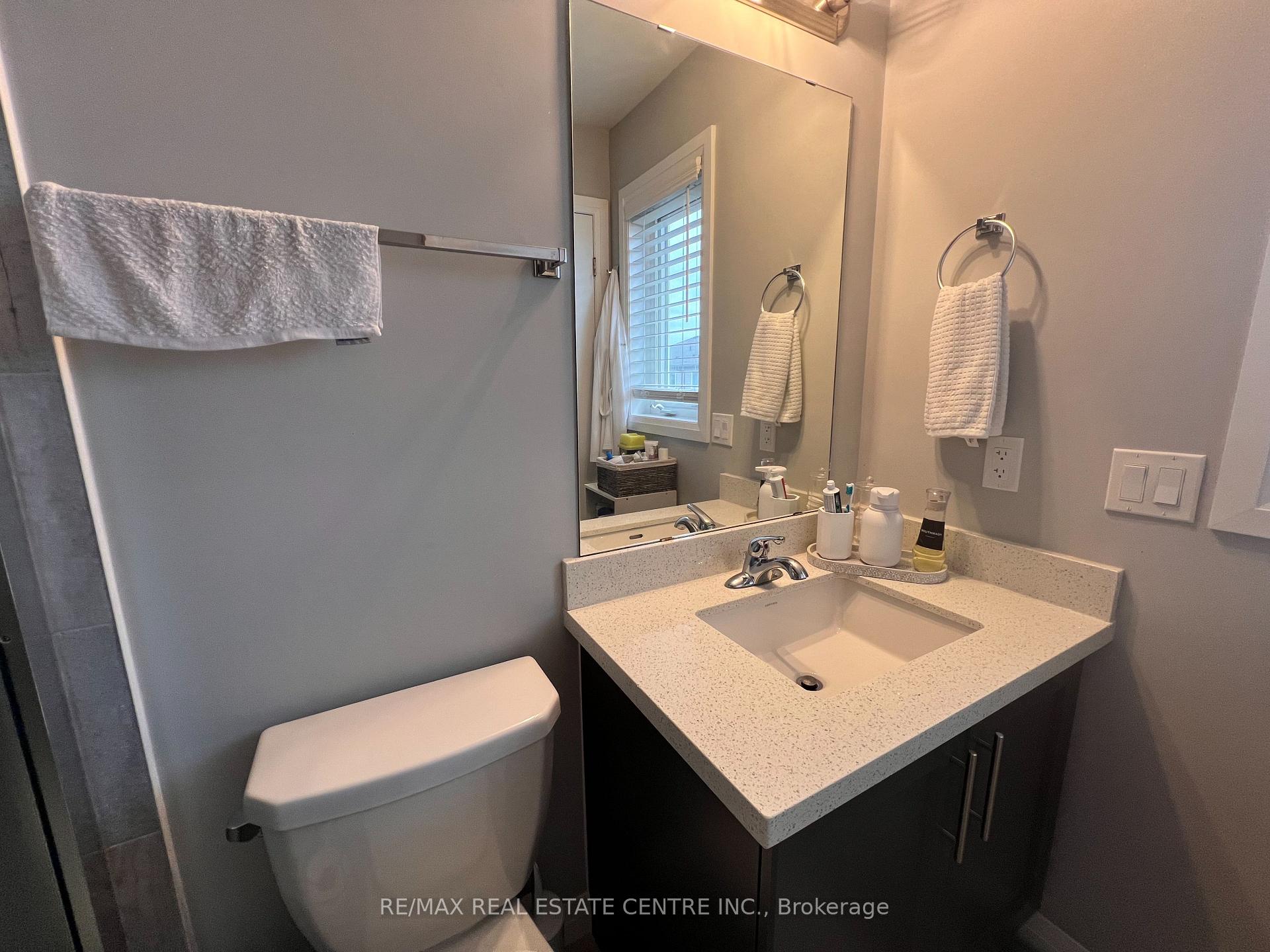 Photo 10 of 60 Aquarius Crescent, Hamilton, Rural Glanbrook — HOMEH