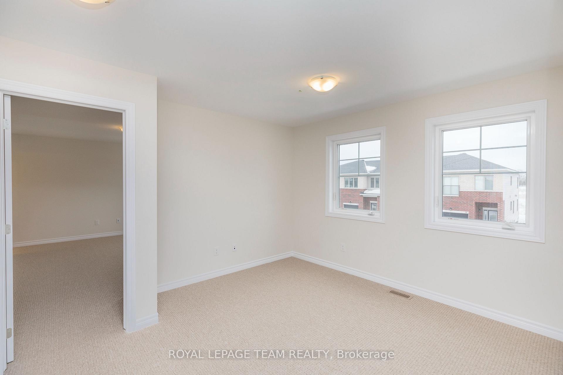 Photo 23 of 21 Rookie Crescent, Ottawa, Kanata - Emerald Meadows/Trailwest — HOMEH