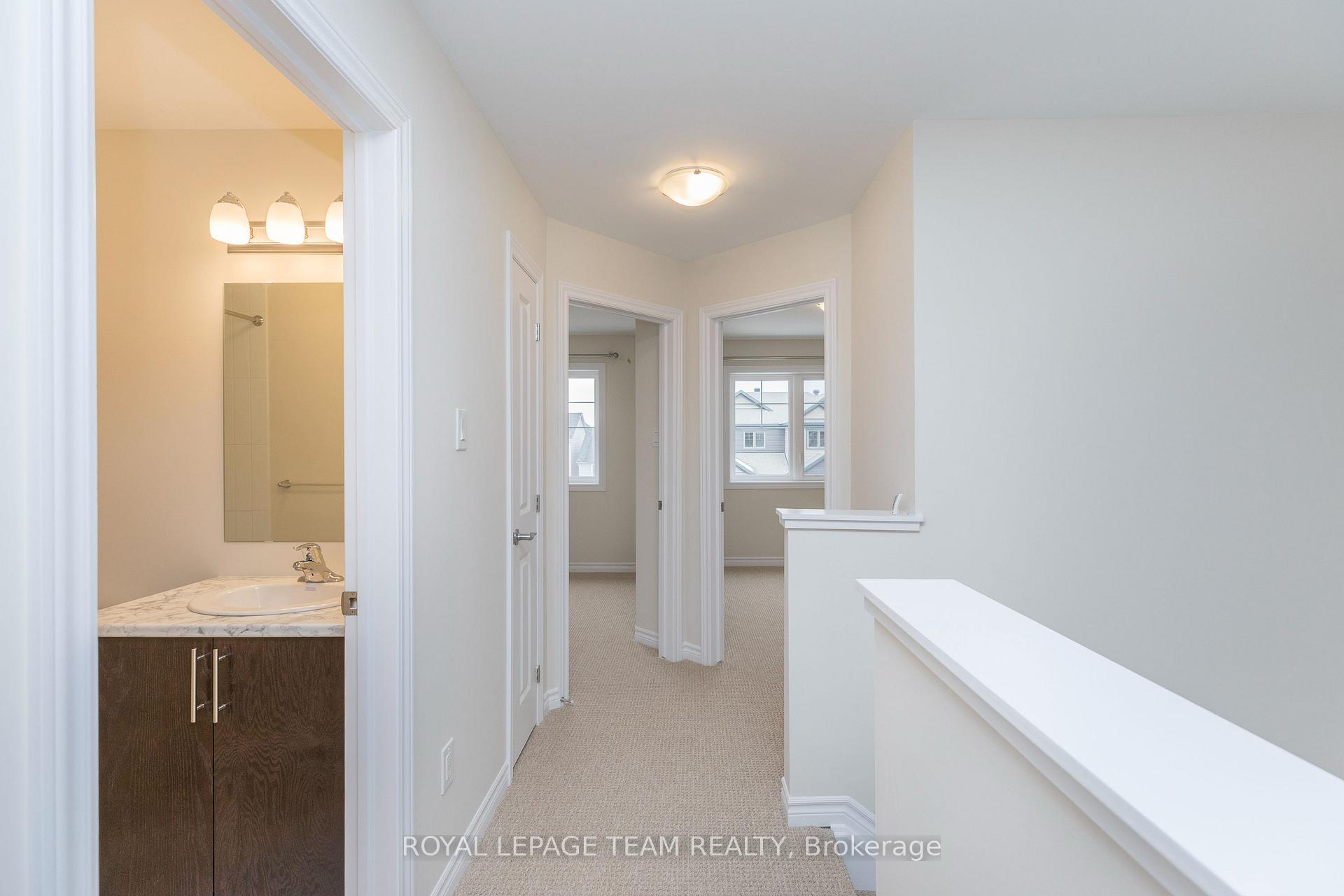 Photo 34 of 21 Rookie Crescent, Ottawa, Kanata - Emerald Meadows/Trailwest — HOMEH
