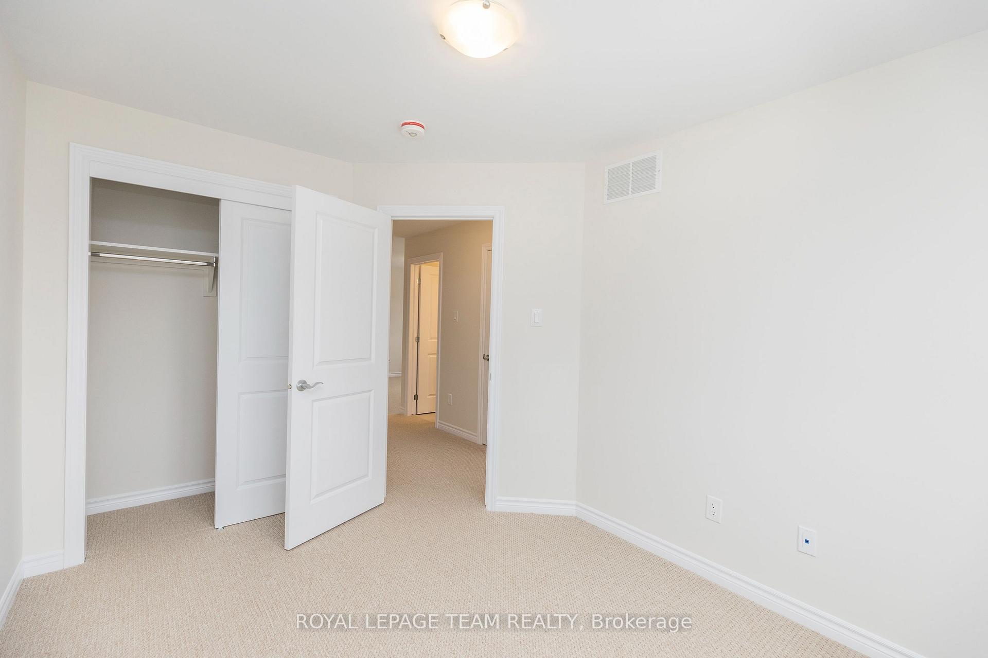 Photo 38 of 21 Rookie Crescent, Ottawa, Kanata - Emerald Meadows/Trailwest — HOMEH