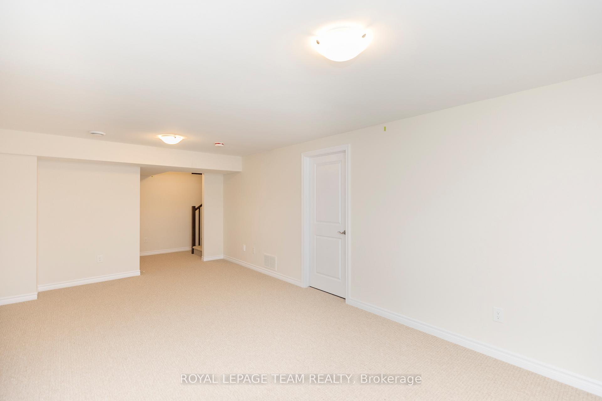 Photo 43 of 21 Rookie Crescent, Ottawa, Kanata - Emerald Meadows/Trailwest — HOMEH