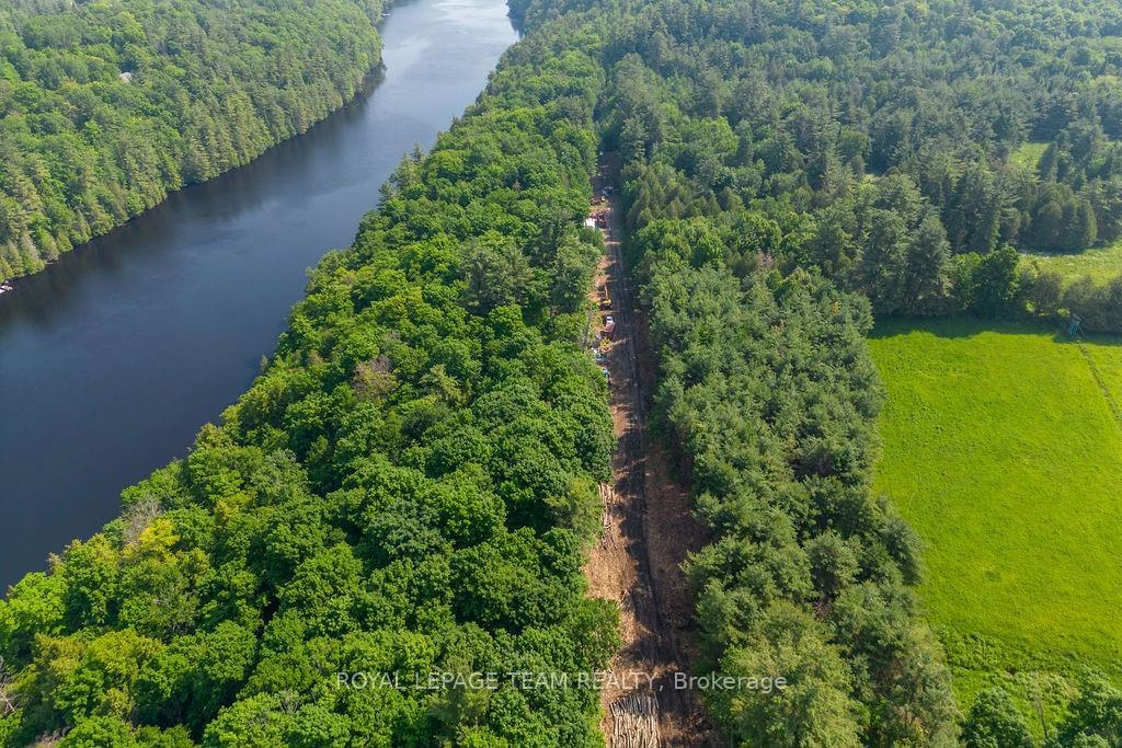 Photo 17 of 00 Lower Spruce Hedge Road, McNab/Braeside, Mcnab/Braeside Twps — HOMEH