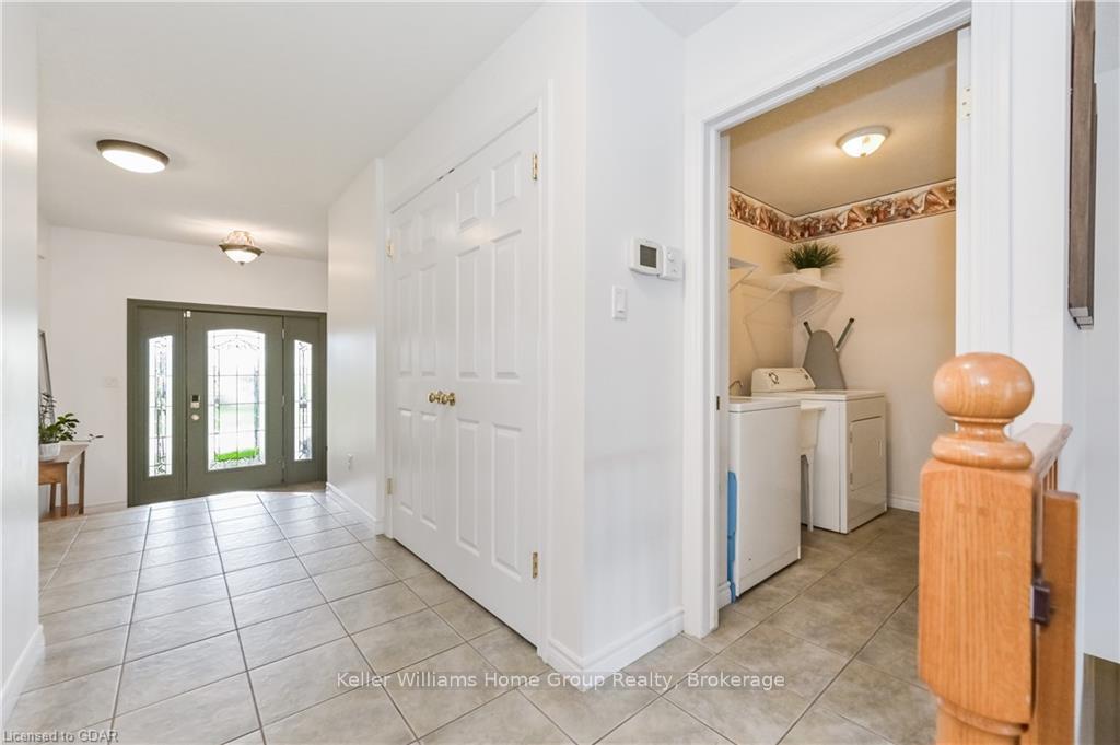 Photo 9 of 115 Andrews Dr W, Mapleton, Rural Mapleton — HOMEH