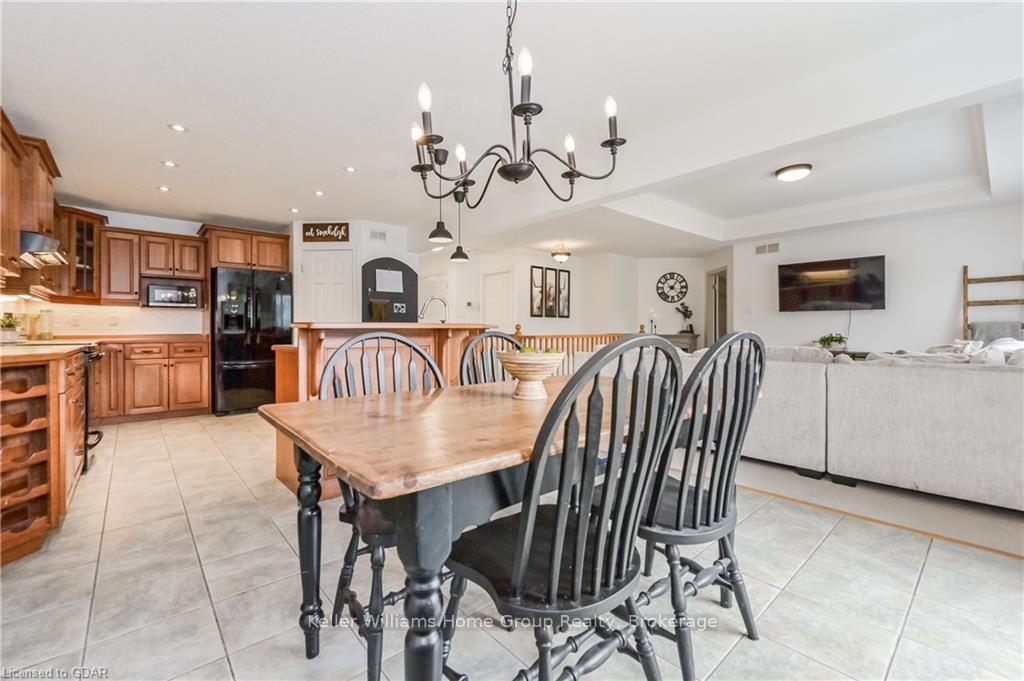 Photo 21 of 115 Andrews Dr W, Mapleton, Rural Mapleton — HOMEH