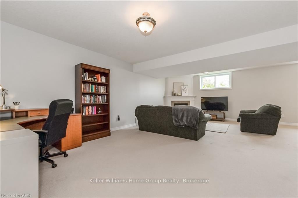 Photo 34 of 115 Andrews Dr W, Mapleton, Rural Mapleton — HOMEH