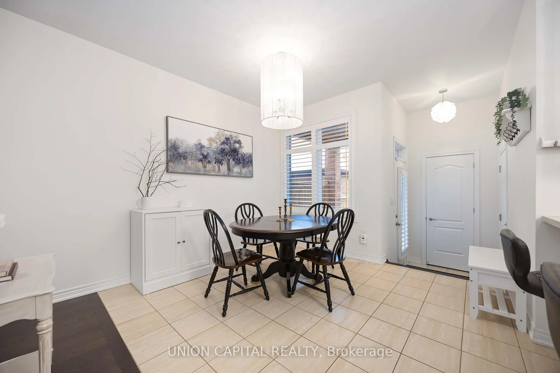 Photo 8 of 526 Church Street, Markham, Cornell — HOMEH