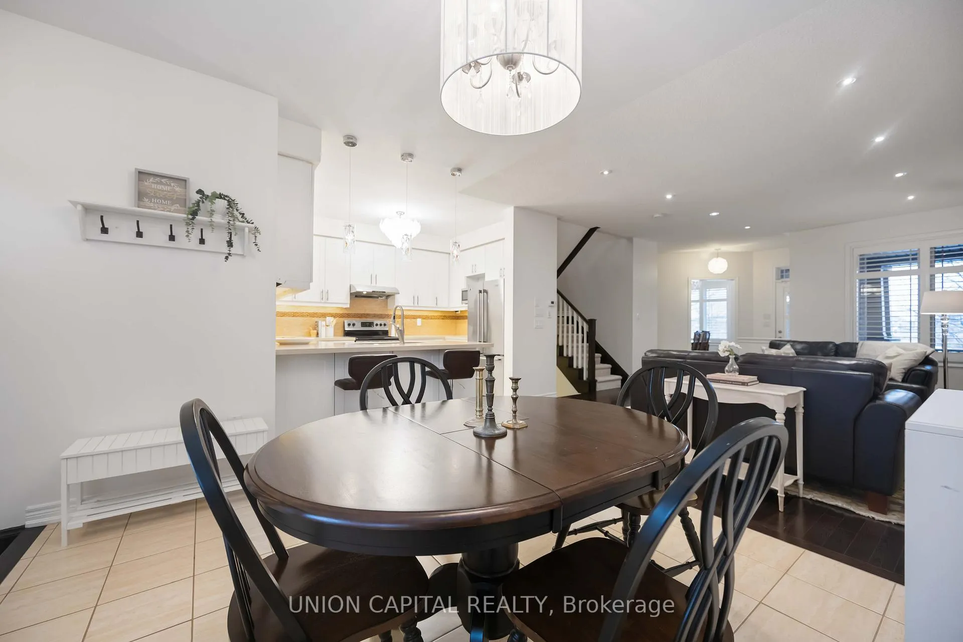 Photo 10 of 526 Church Street, Markham, Cornell — HOMEH