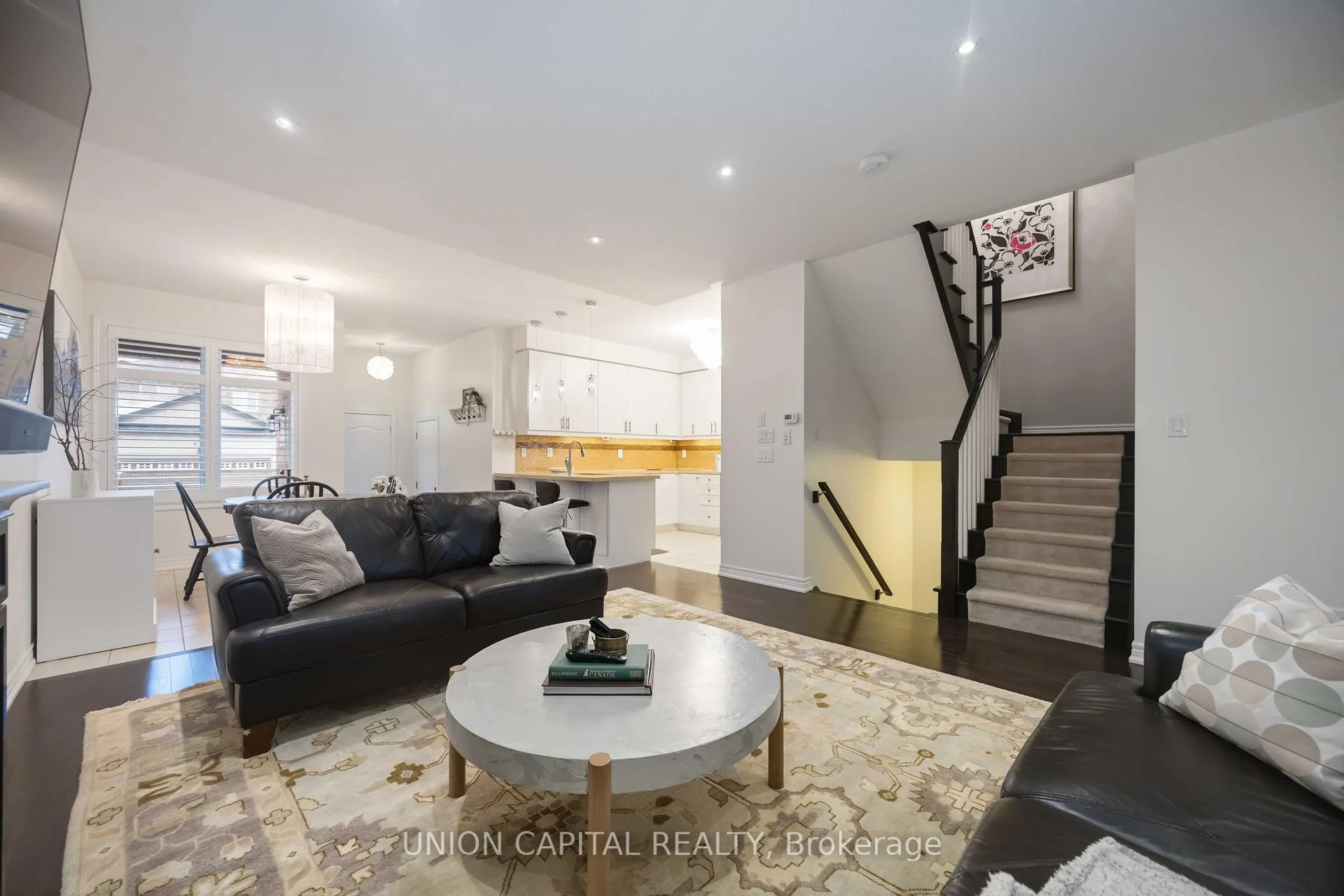 Photo 16 of 526 Church Street, Markham, Cornell — HOMEH