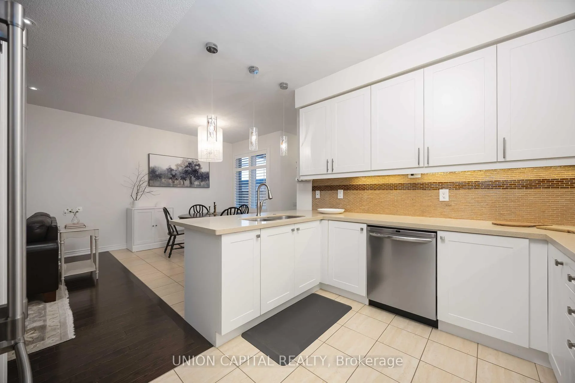 Photo 21 of 526 Church Street, Markham, Cornell — HOMEH