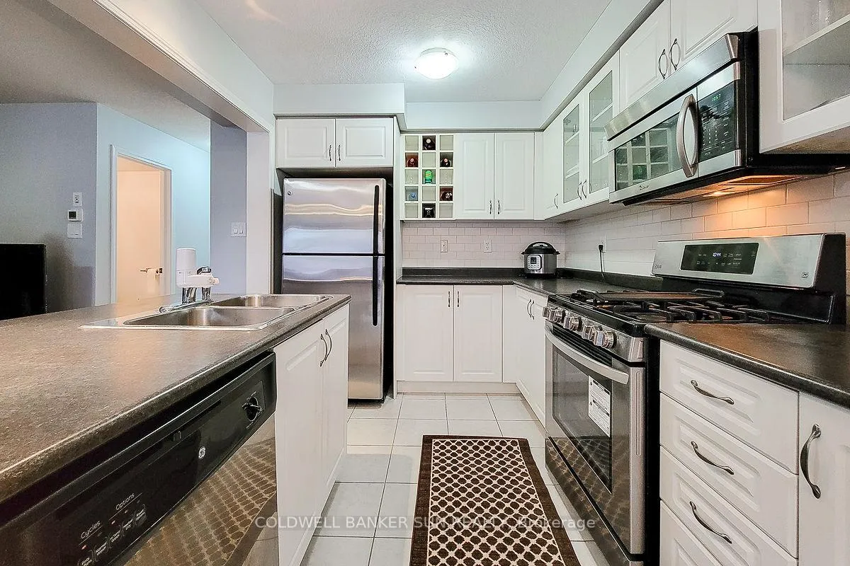 Photo 14 of 62 Lynch Crescent, Hamilton, Binbrook — HOMEH