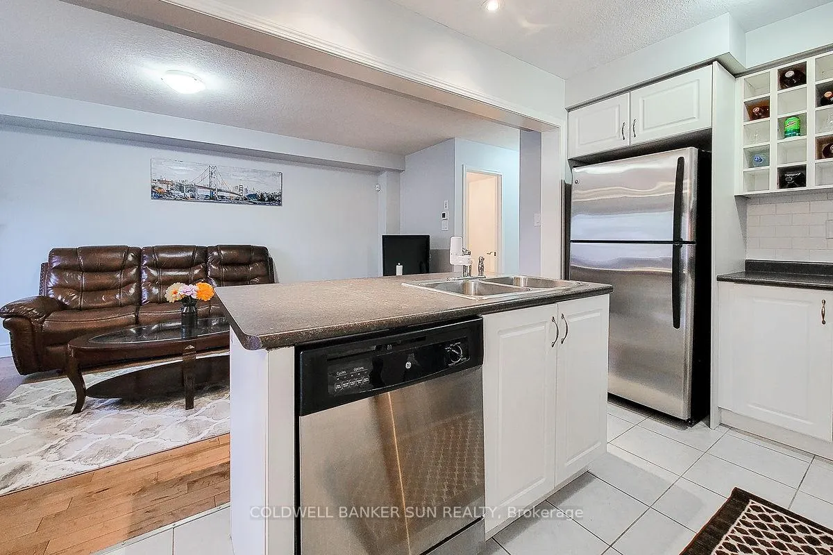 Photo 15 of 62 Lynch Crescent, Hamilton, Binbrook — HOMEH