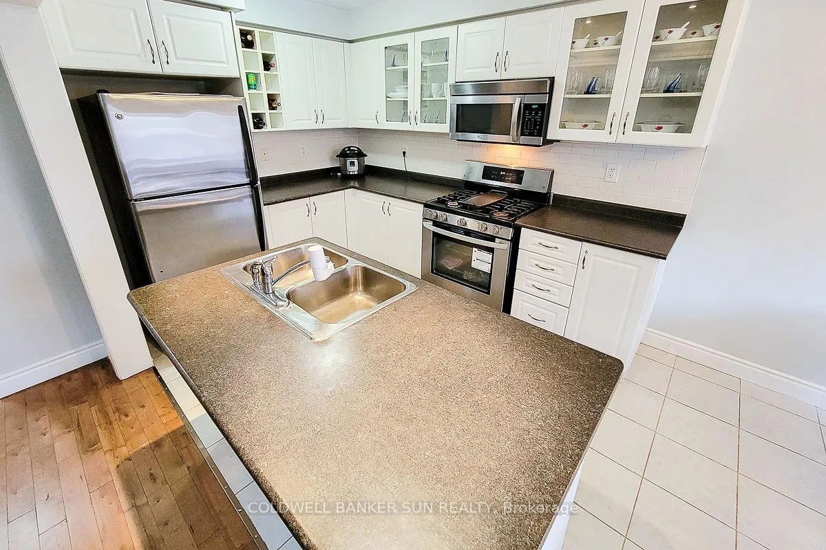 Photo 17 of 62 Lynch Crescent, Hamilton, Binbrook — HOMEH