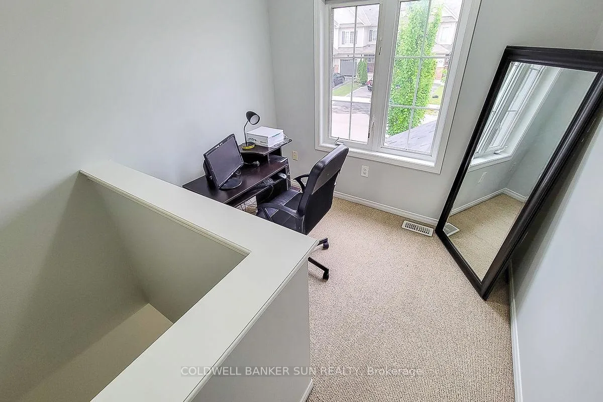 Photo 26 of 62 Lynch Crescent, Hamilton, Binbrook — HOMEH
