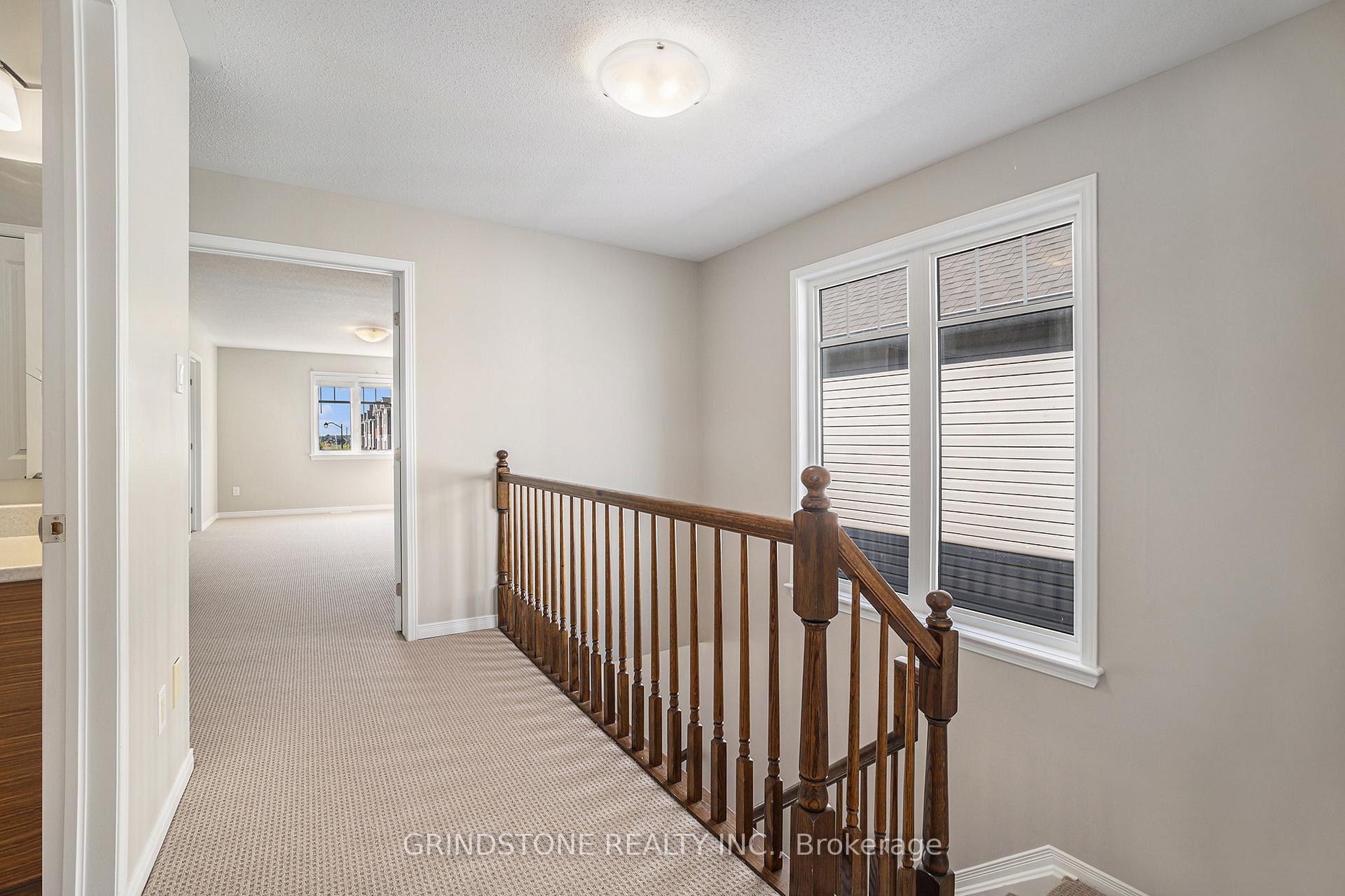 Photo 17 of 117 Westphalian Avenue, Ottawa, Kanata - Emerald Meadows/Trailwest — HOMEH