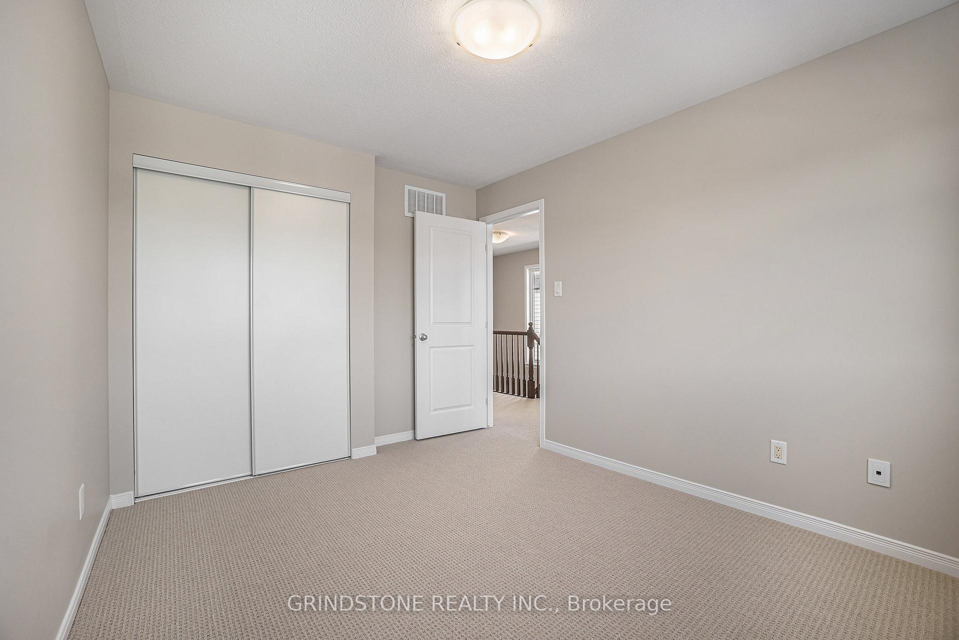 Photo 25 of 117 Westphalian Avenue, Ottawa, Kanata - Emerald Meadows/Trailwest — HOMEH