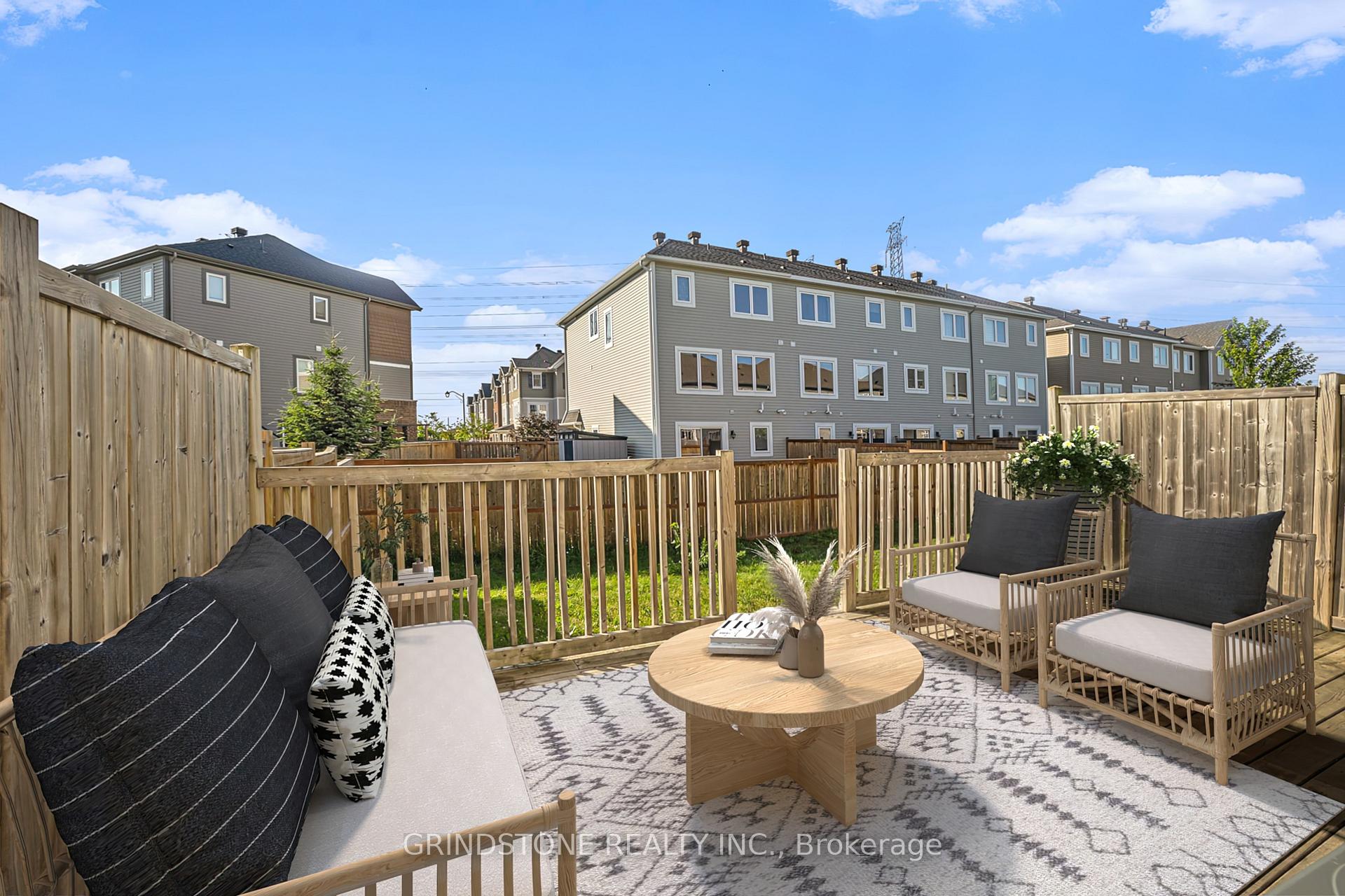 Photo 32 of 117 Westphalian Avenue, Ottawa, Kanata - Emerald Meadows/Trailwest — HOMEH