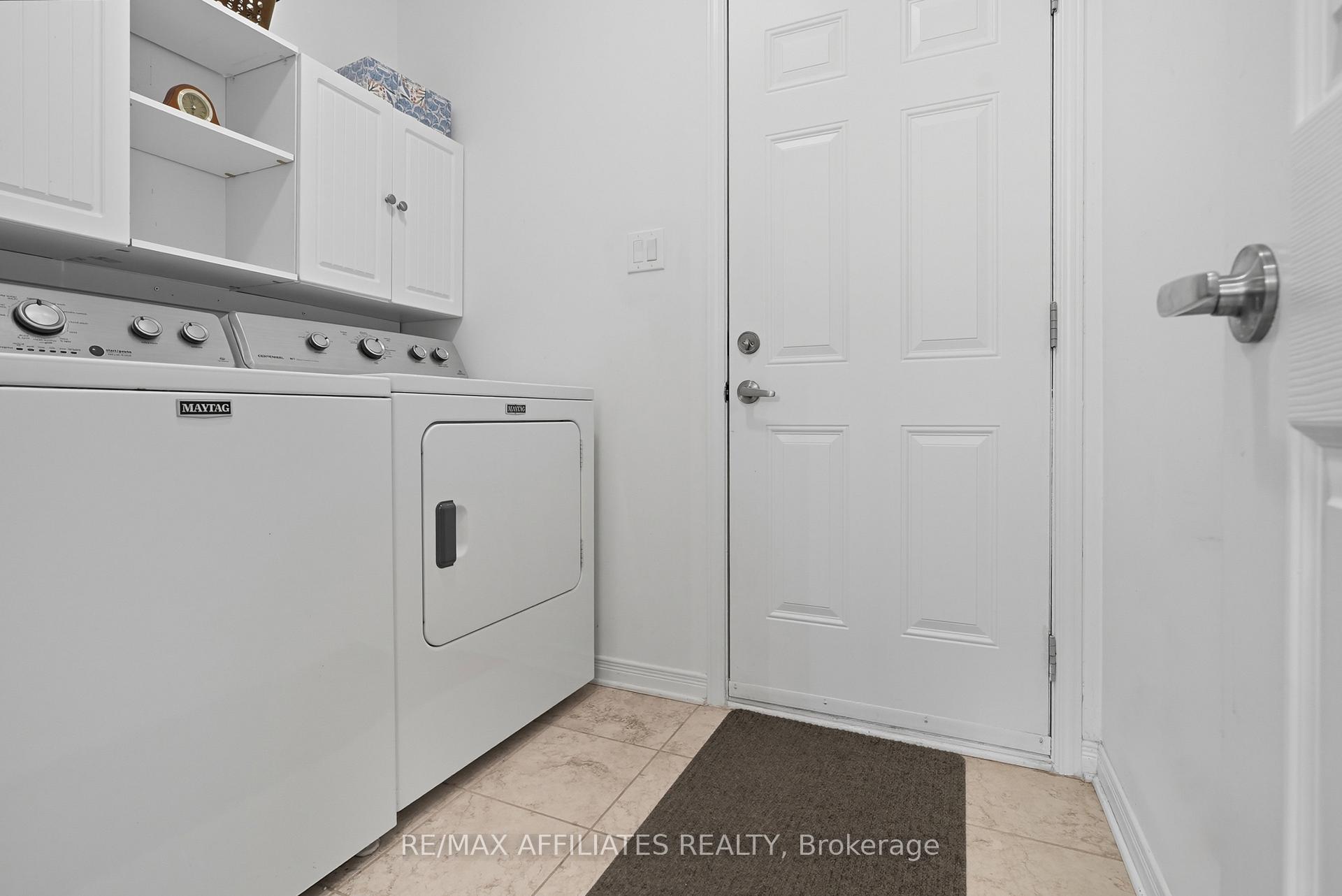 Photo 16 of 313 Bobolink Ridge N, Ottawa, Kanata - Emerald Meadows/Trailwest — HOMEH