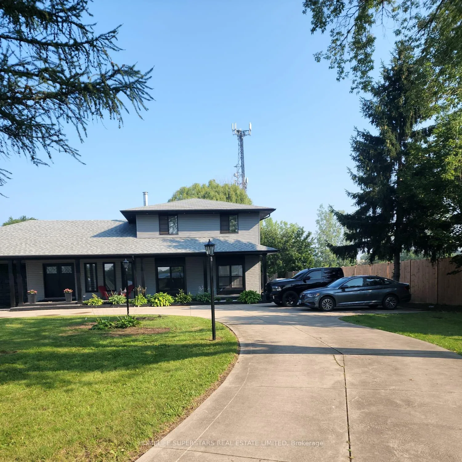 Front of 1988 River Road