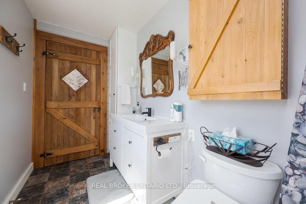 Photo 15 of 9754 Highway 511, Lanark Highlands, Lanark Highlands (Darling) Twp — HOMEH