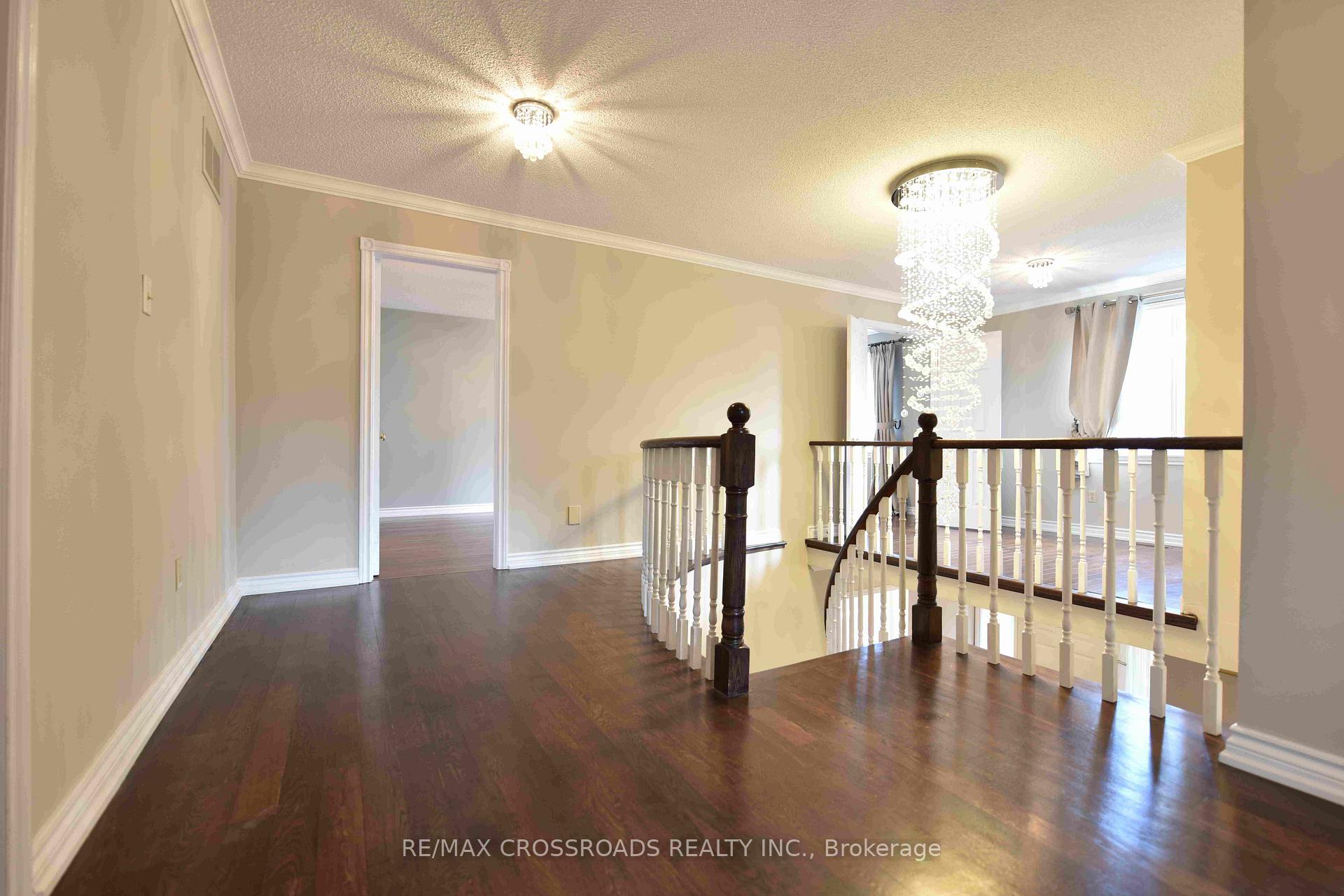 Photo 12 of 72 Millstone Court, Markham, Unionville — HOMEH