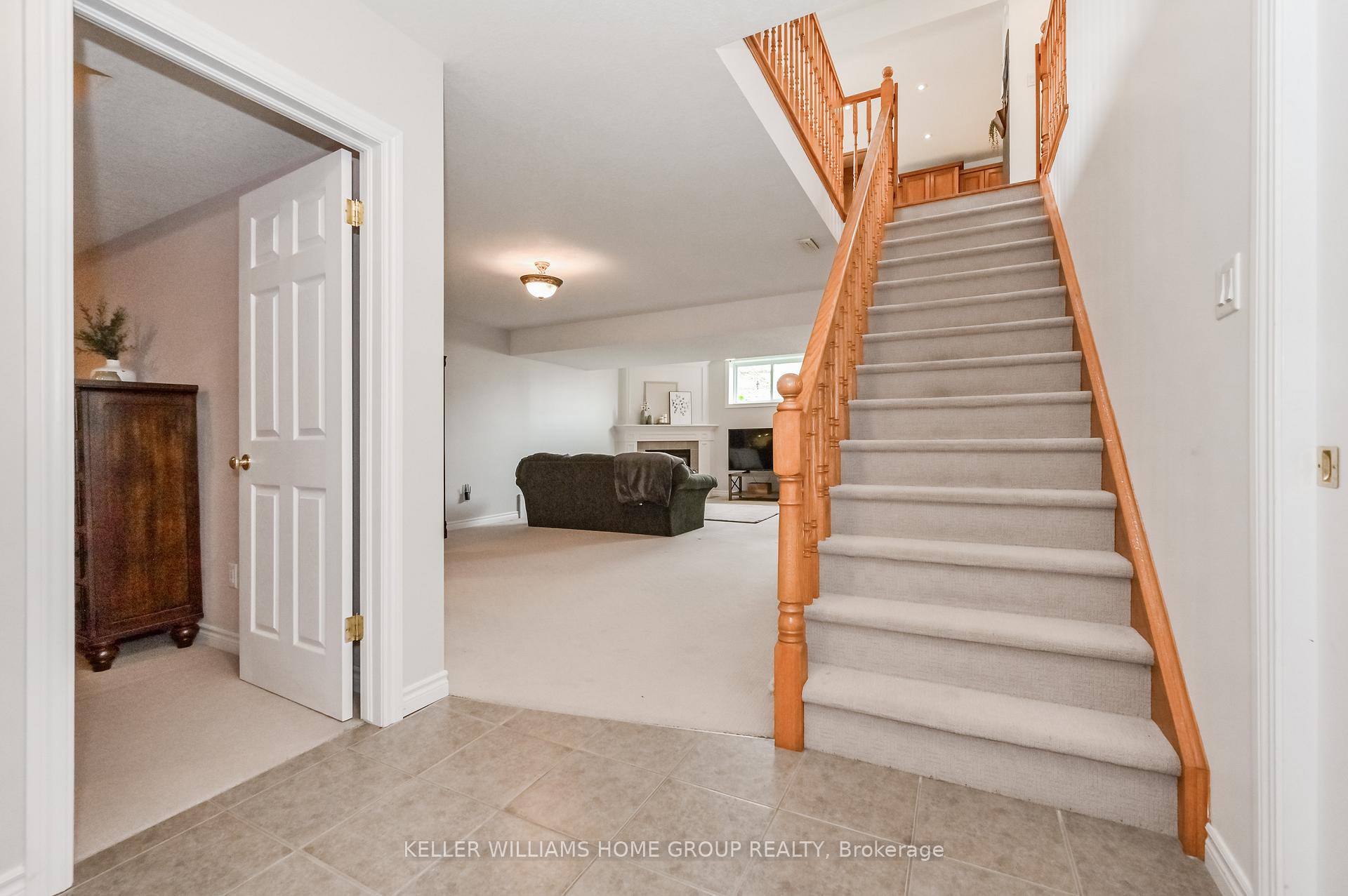 Photo 19 of 115 Andrews Drive W, Mapleton, Rural Mapleton — HOMEH