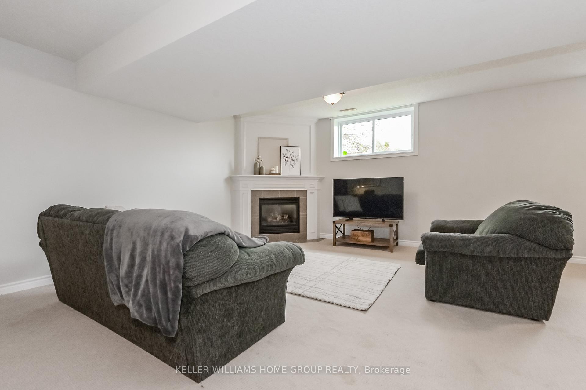 Photo 21 of 115 Andrews Drive W, Mapleton, Rural Mapleton — HOMEH