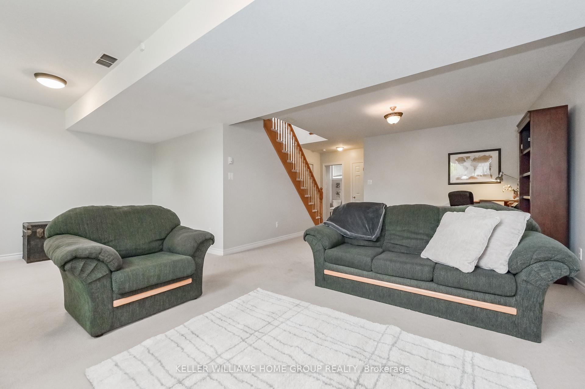 Photo 23 of 115 Andrews Drive W, Mapleton, Rural Mapleton — HOMEH