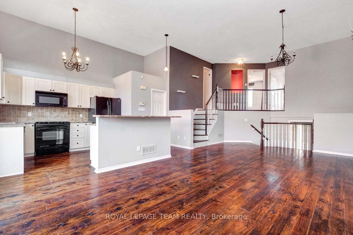 Photo 15 of 99 Macassa Circle, Ottawa, Kanata - Kanata Lakes/Heritage Hills — HOMEH