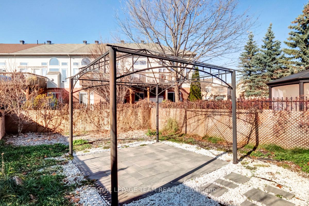 Photo 30 of 99 Macassa Circle, Ottawa, Kanata - Kanata Lakes/Heritage Hills — HOMEH