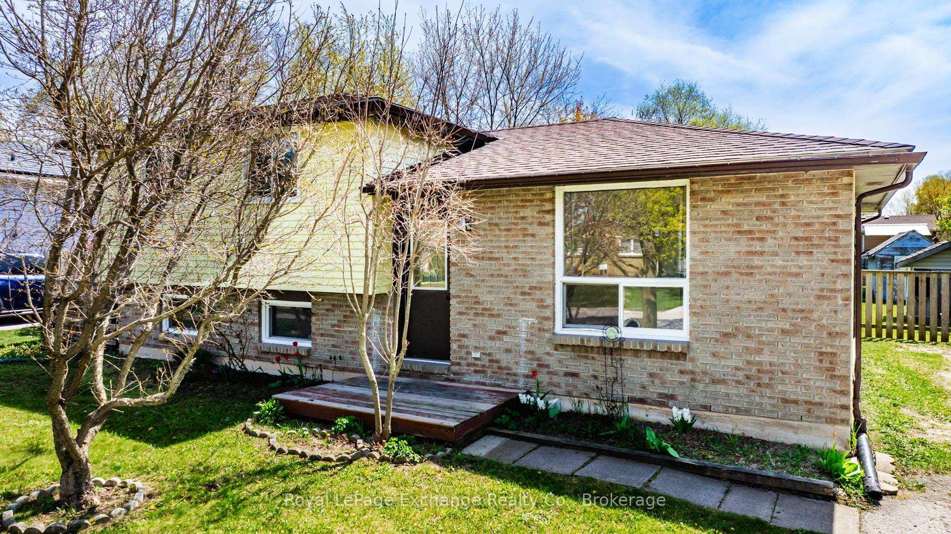 Photo 1 of 740 Johnston Crescent S, Kincardine — HOMEH