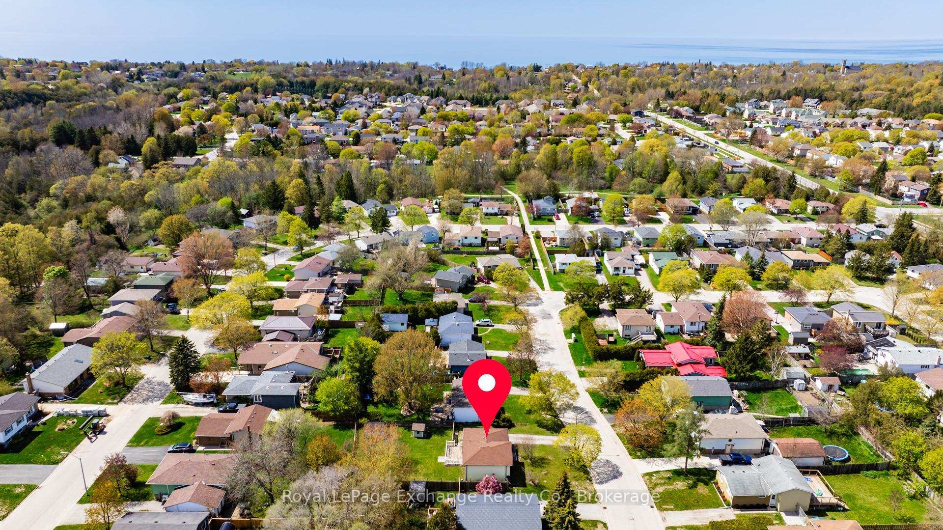 Photo 4 of 740 Johnston Crescent S, Kincardine — HOMEH