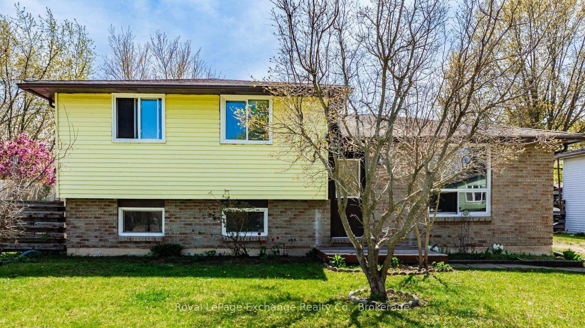 Photo 9 of 740 Johnston Crescent S, Kincardine — HOMEH
