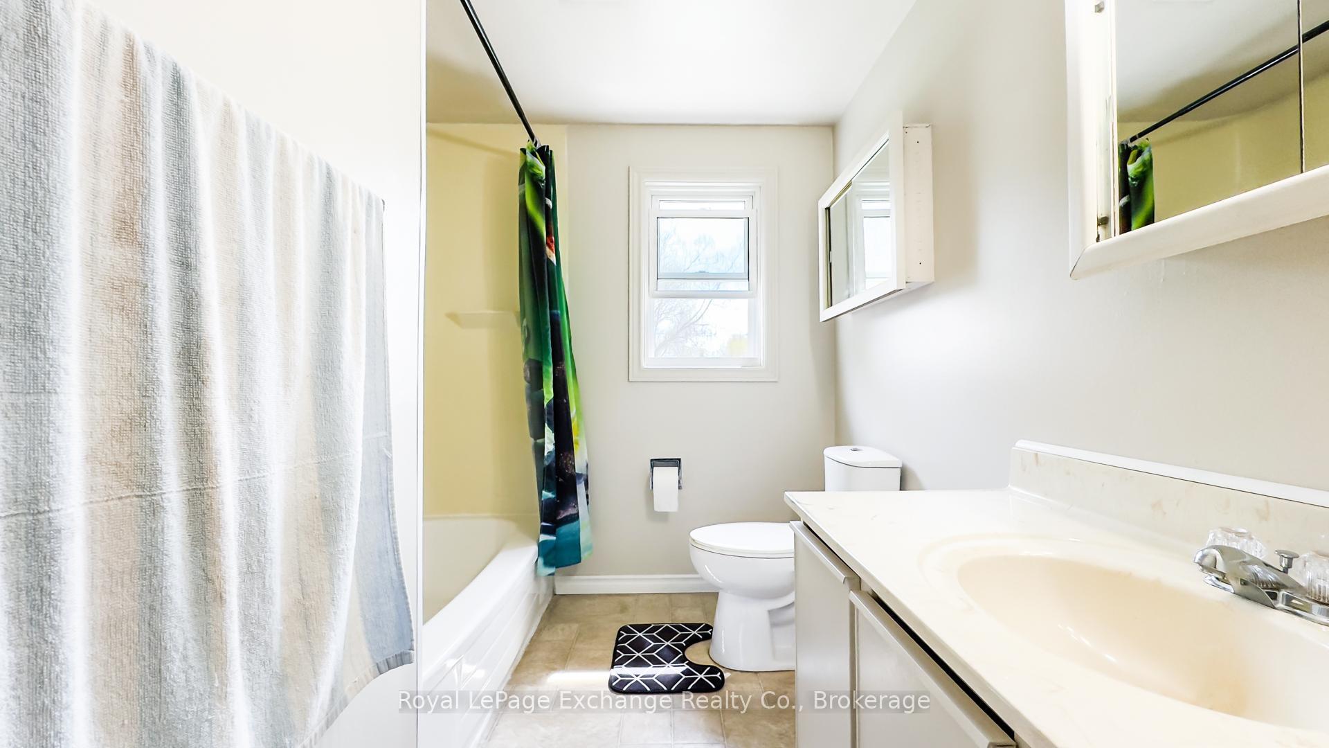 Photo 17 of 740 Johnston Crescent S, Kincardine — HOMEH