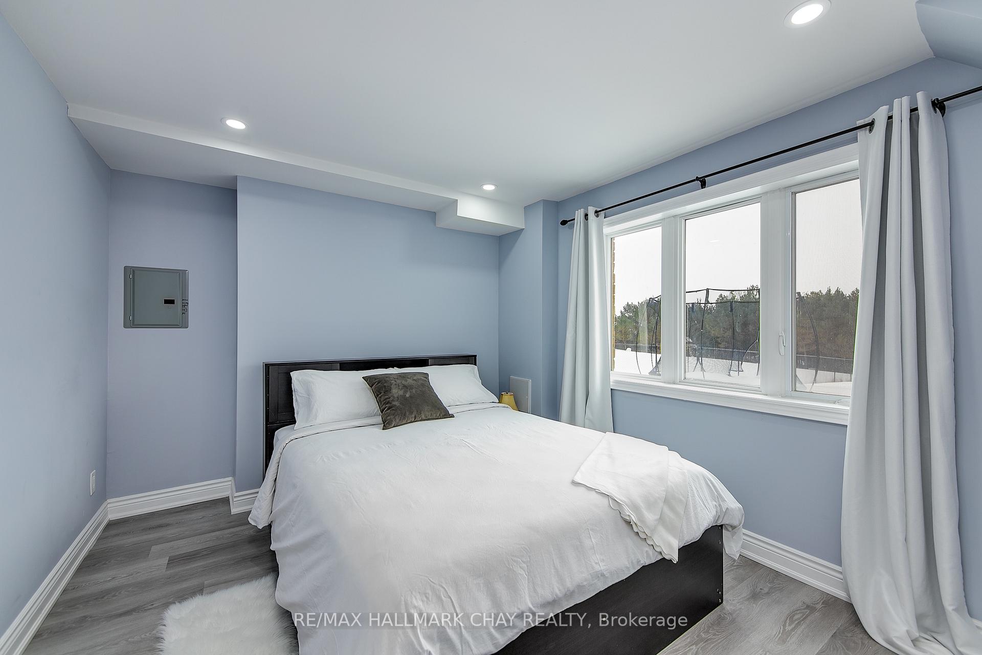 Photo 13 of Unit B2, 896 John Street, Innisfil, Churchill — HOMEH