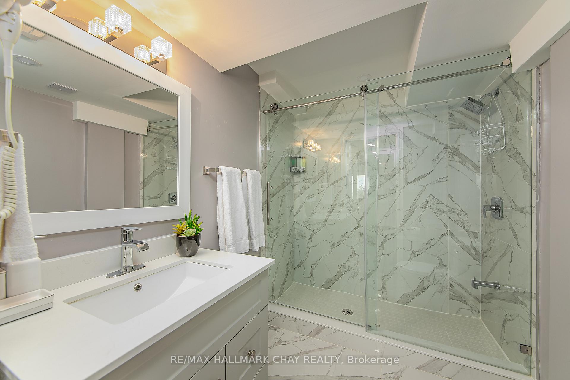 Photo 20 of Unit B2, 896 John Street, Innisfil, Churchill — HOMEH