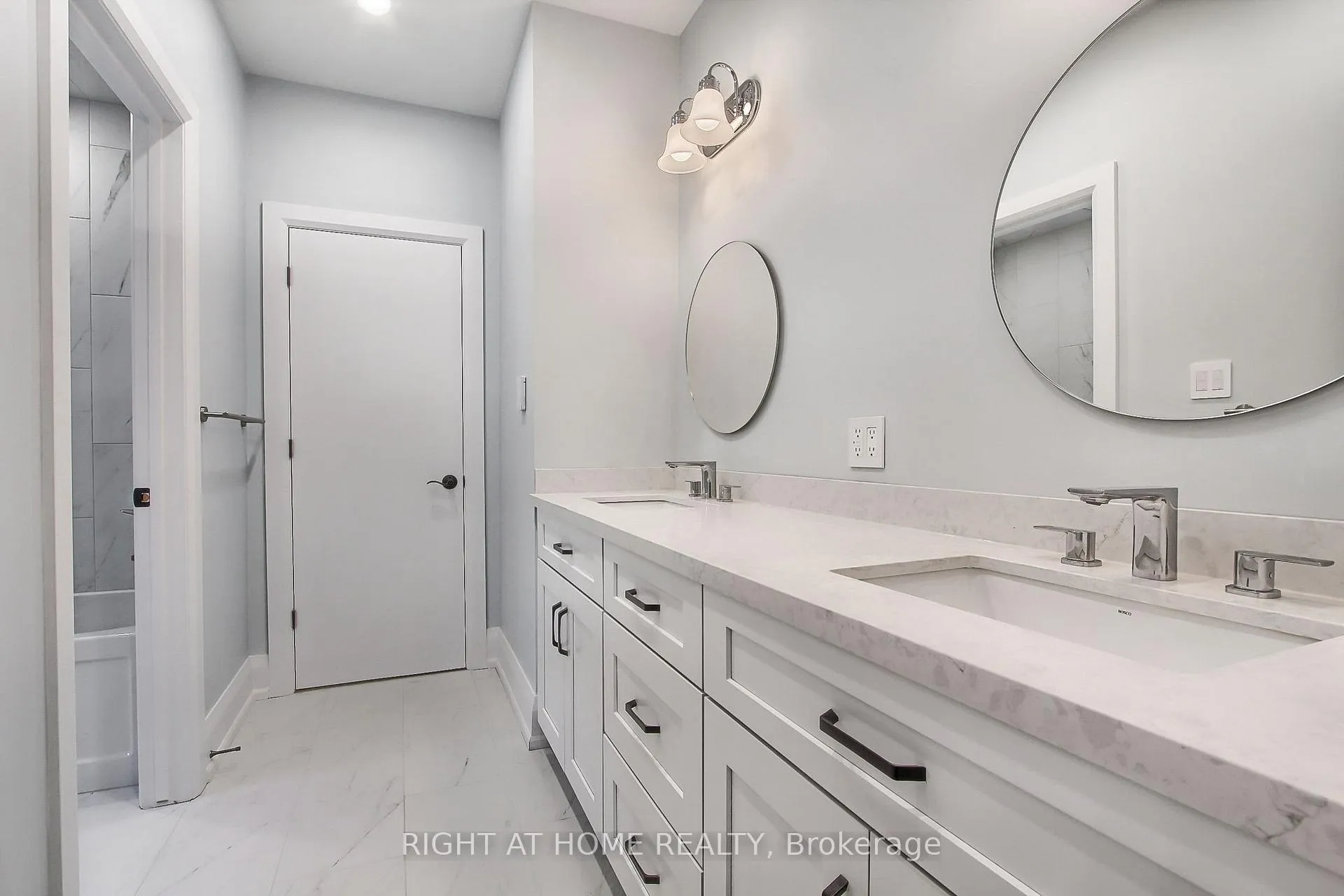Photo 35 of 2705 14th Line, Innisfil, Gilford — HOMEH