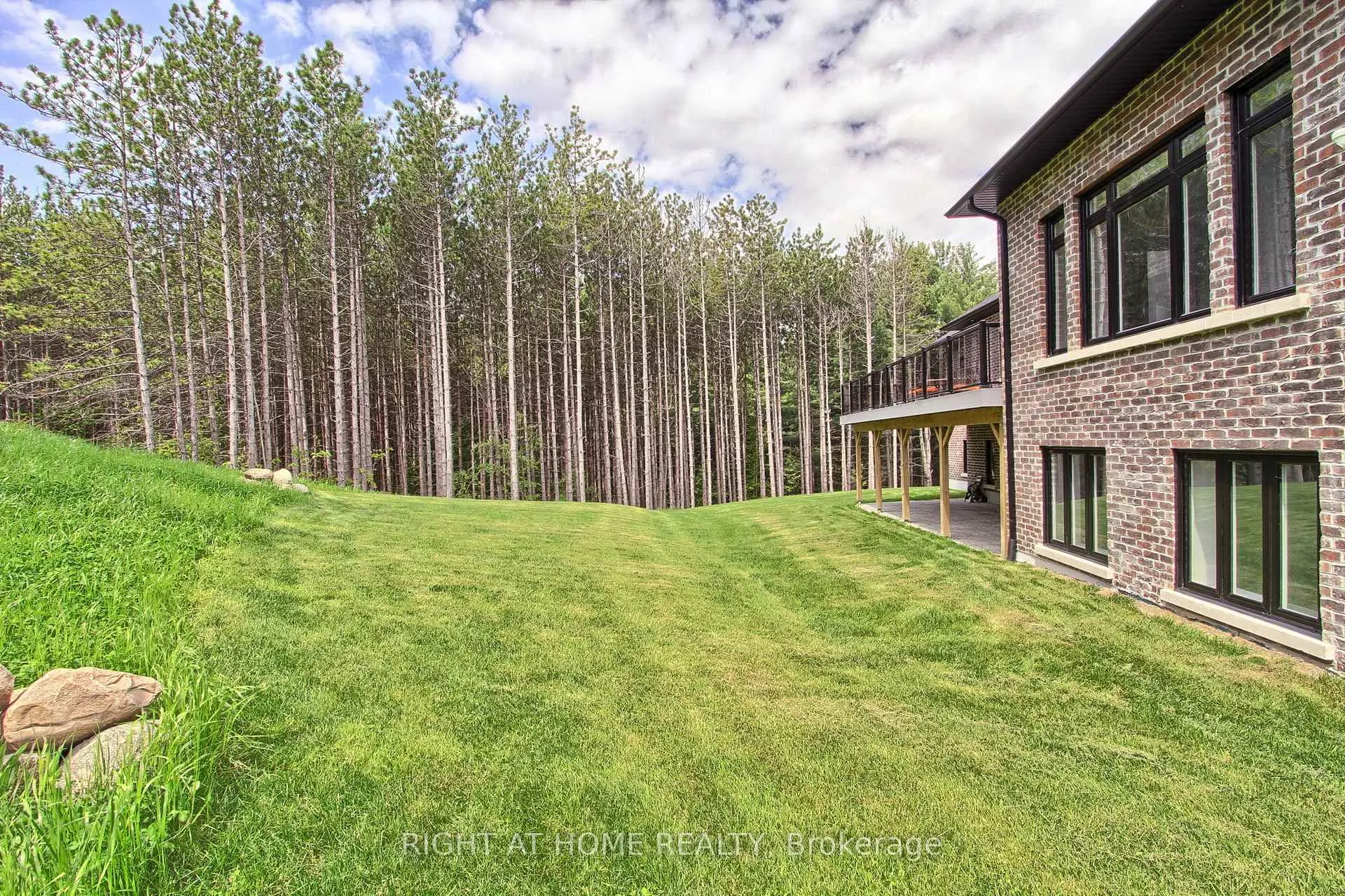 Photo 44 of 2705 14th Line, Innisfil, Gilford — HOMEH