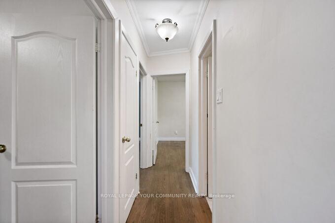 Photo 14 of 126 Patricia Drive, King, King City — HOMEH