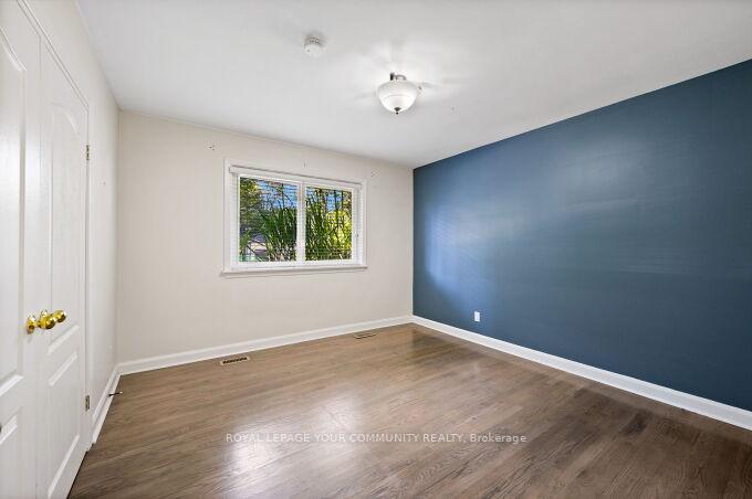 Photo 16 of 126 Patricia Drive, King, King City — HOMEH