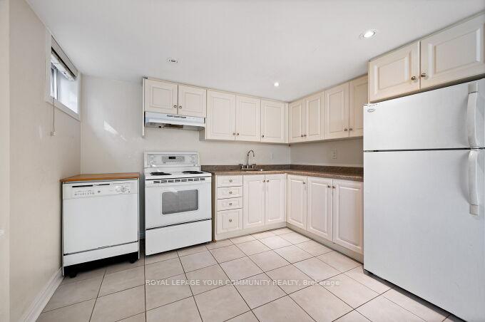 Photo 26 of 126 Patricia Drive, King, King City — HOMEH
