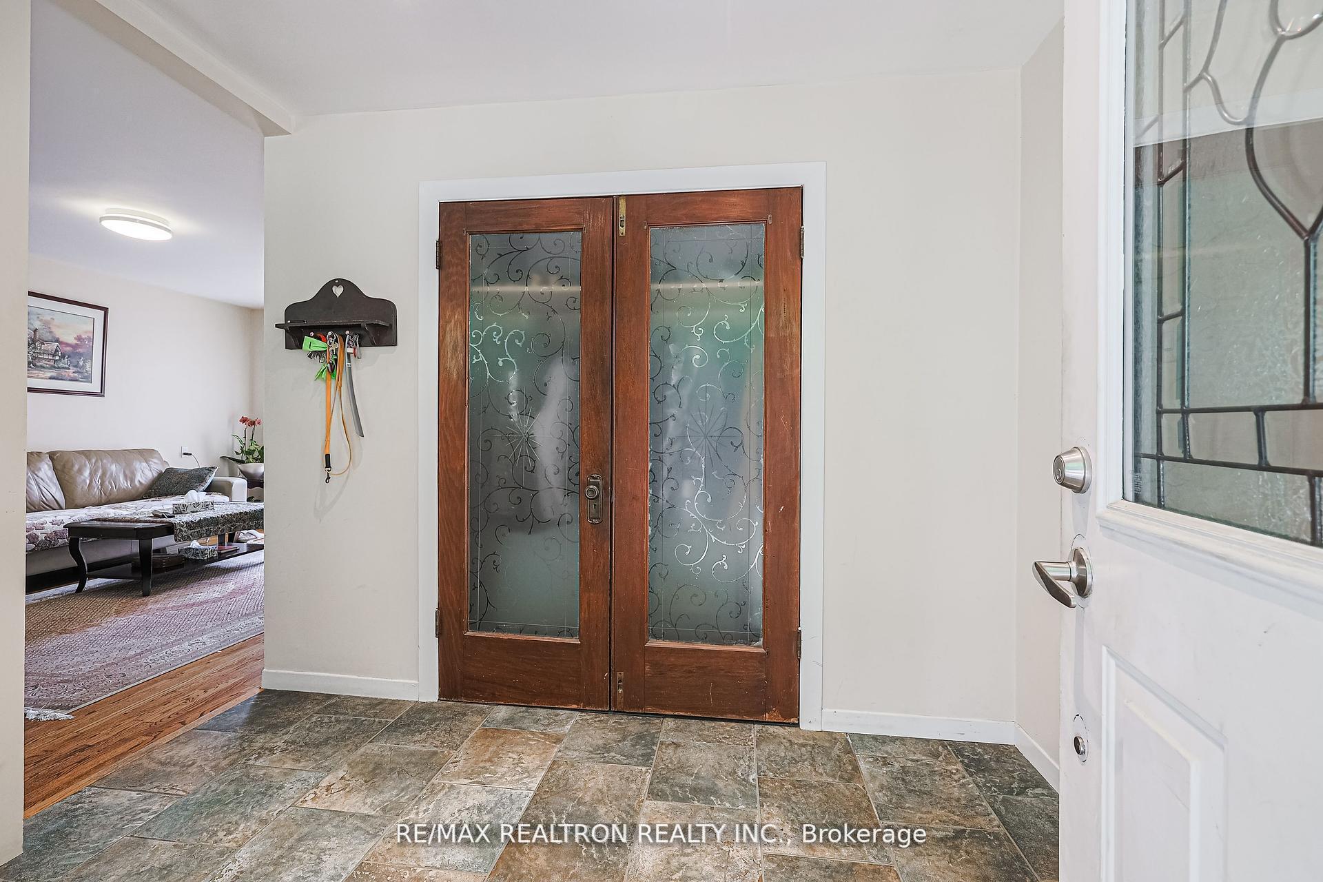 Photo 4 of 46 Meadowview Avenue, Markham, Grandview — HOMEH