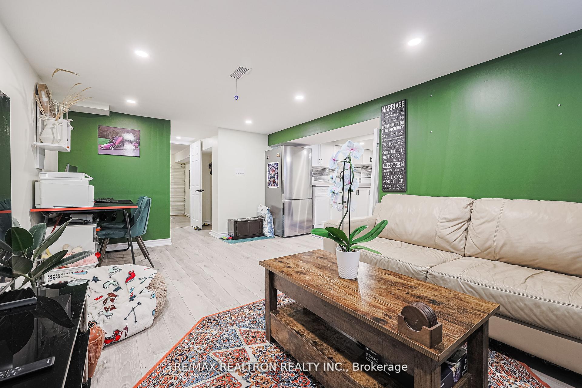Photo 19 of 46 Meadowview Avenue, Markham, Grandview — HOMEH